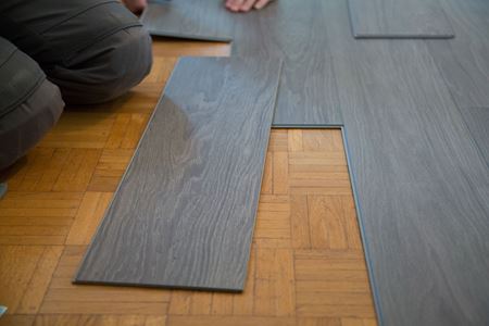 Signs It’s Time to Upgrade Your Flooring and How to Do It Right Thumbnail